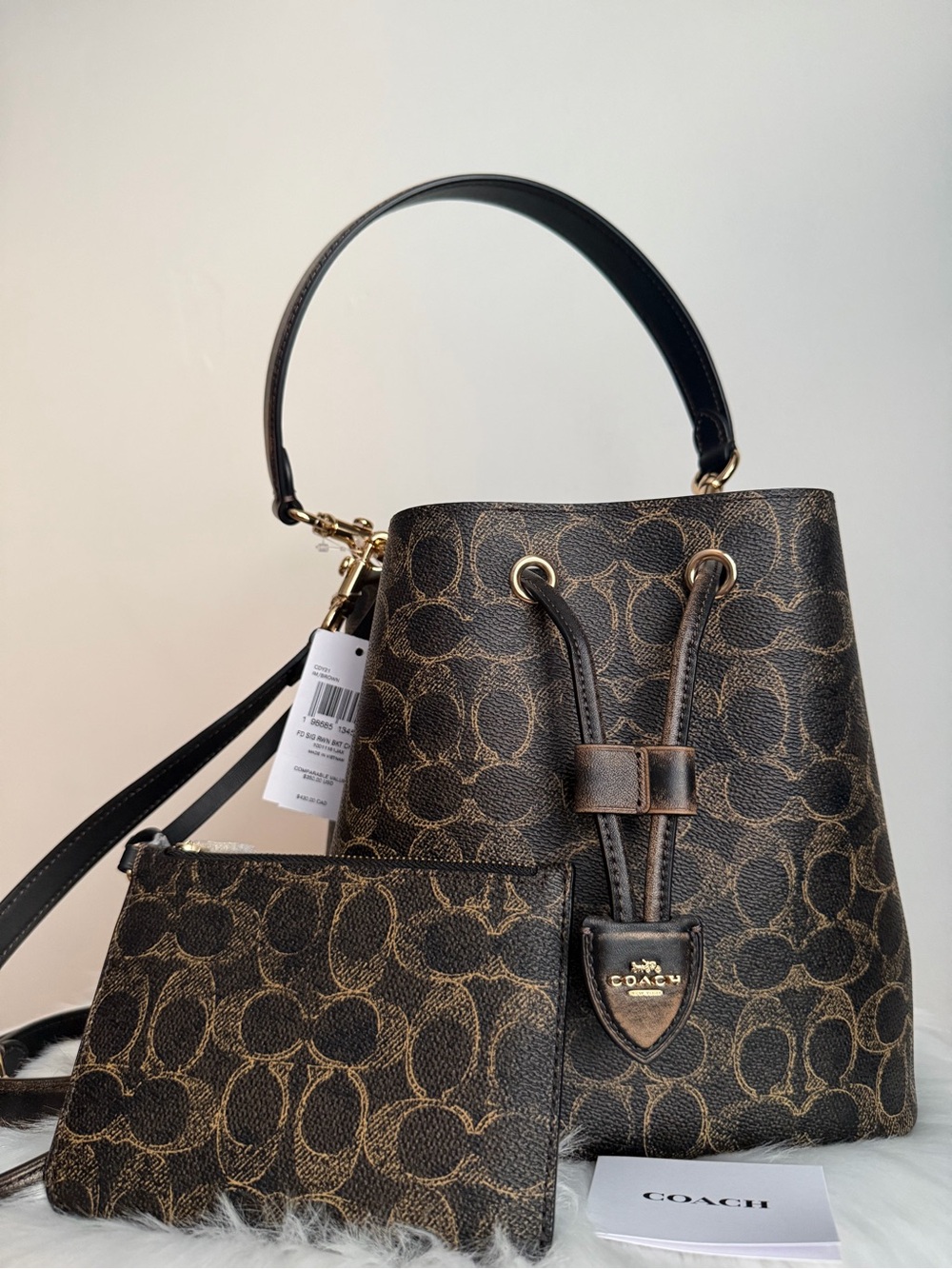 NWT COACH Rowan Bucket Bag In Loved Signature Canvas With Charms